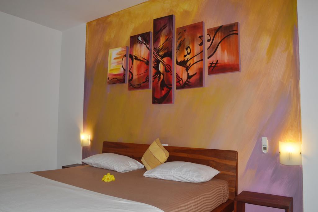 Surf Lanka Hotel Matara Exterior photo